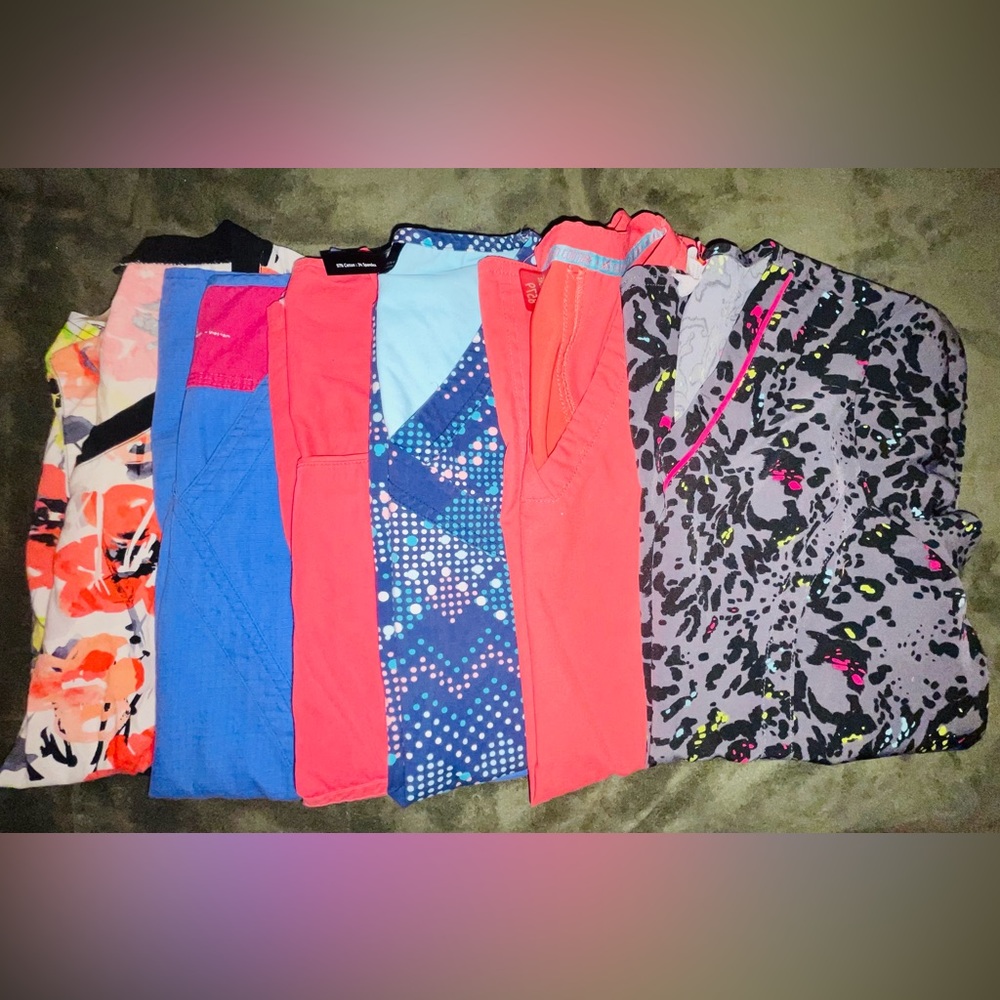 Name Brand Like New Scub set of 6